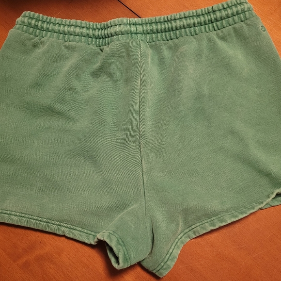 LG Merrell Womens Green Scout Shorts - Picture 2 of 5